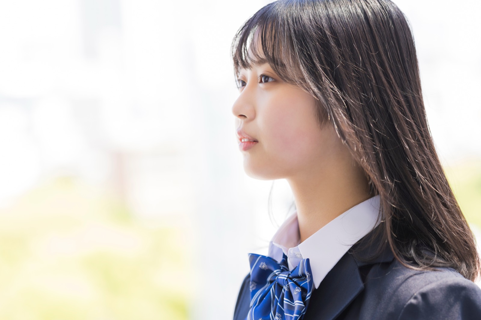 制服の高校生